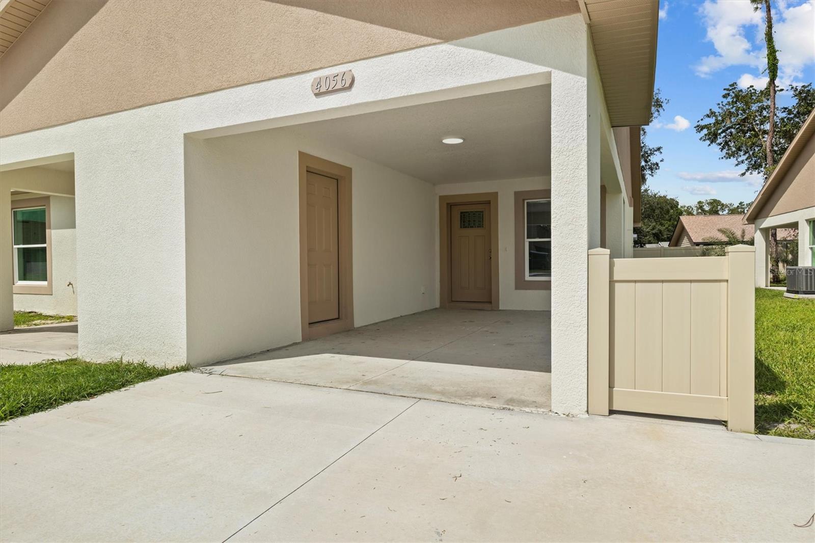 4153 OAK LOOP 0