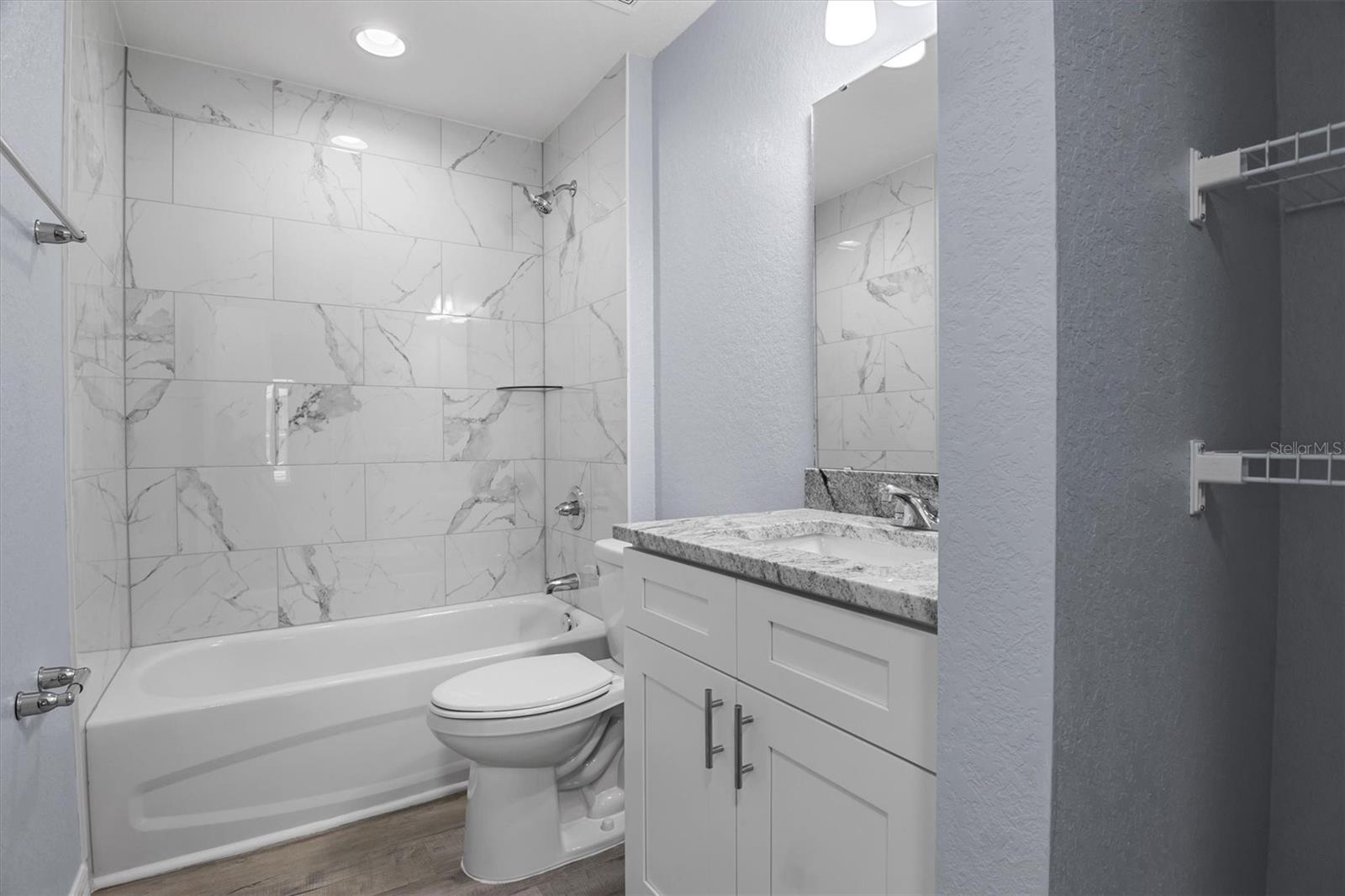 MEADOW OAKS A CONDO - Residential