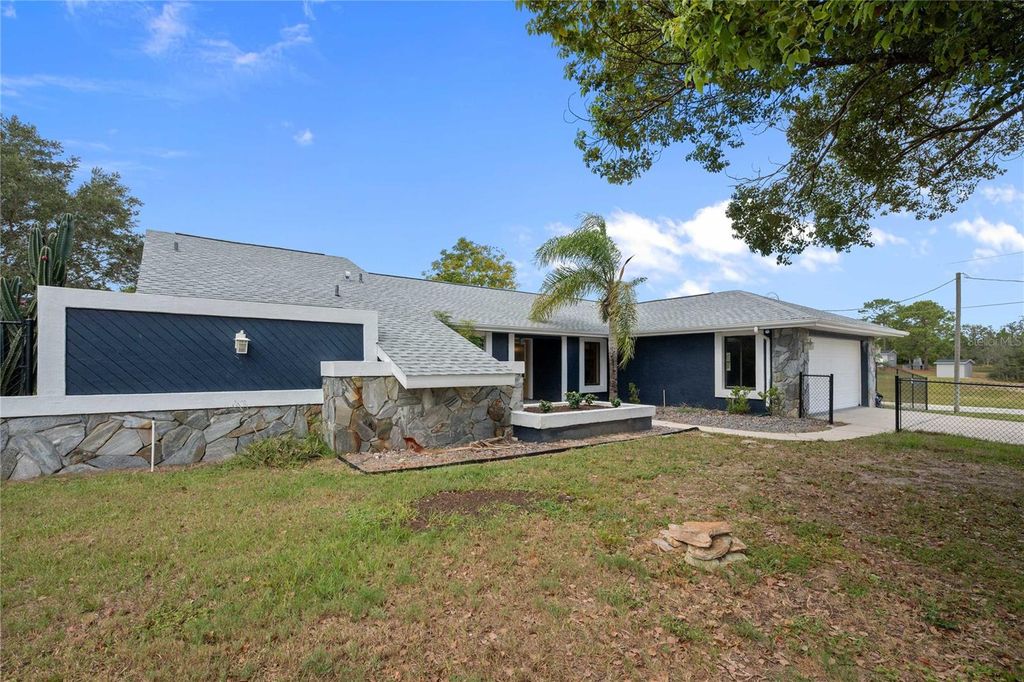 Photo of 13315 Branchville Road, Spring Hill, FL 34609 (MLS # TB8435921)
