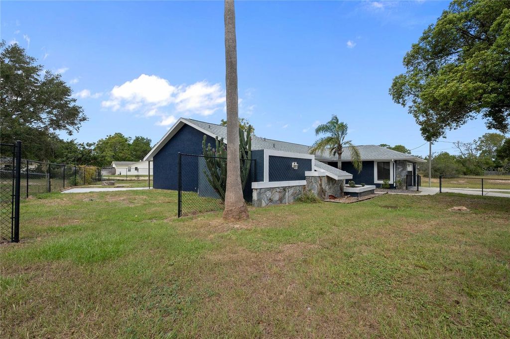 Photo of 13315 Branchville Road, Spring Hill, FL 34609 (MLS # TB8435921)