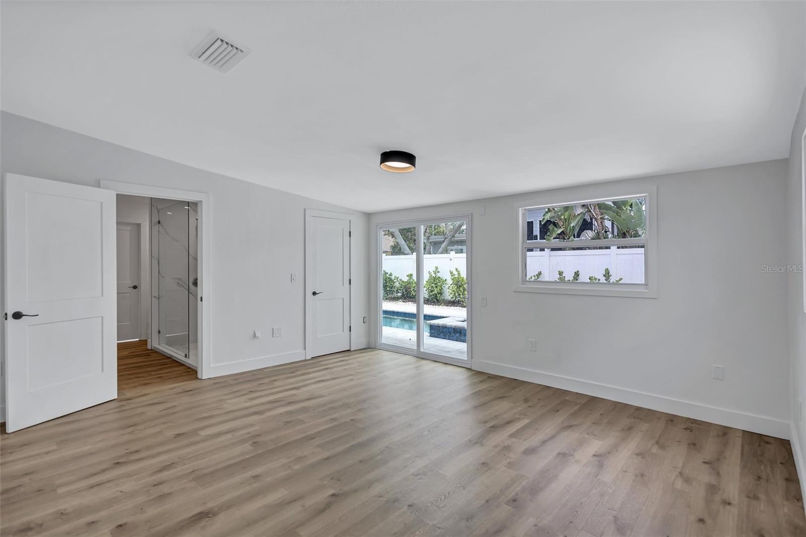 PAVER PARK ESTATES 1ST ADD - Residential