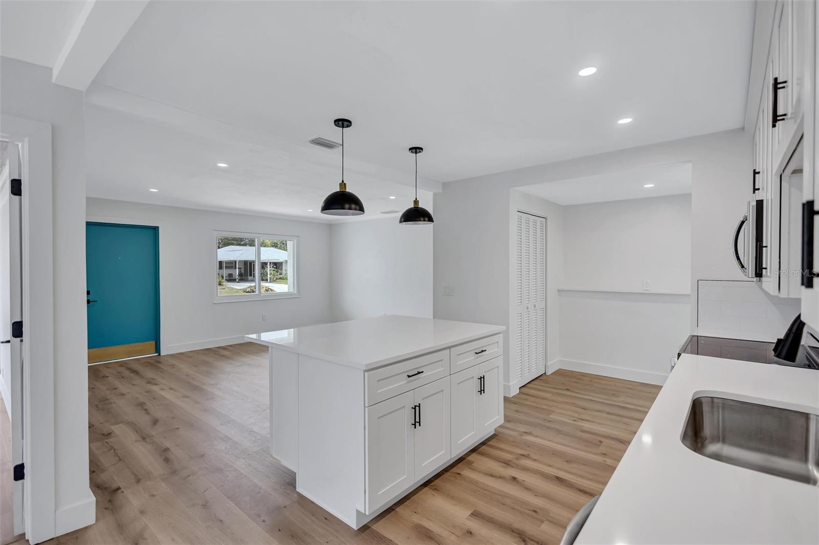 PAVER PARK ESTATES 1ST ADD - Residential