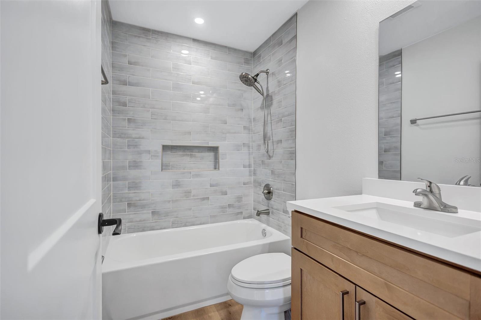 PAVER PARK ESTATES 1ST ADD - Residential