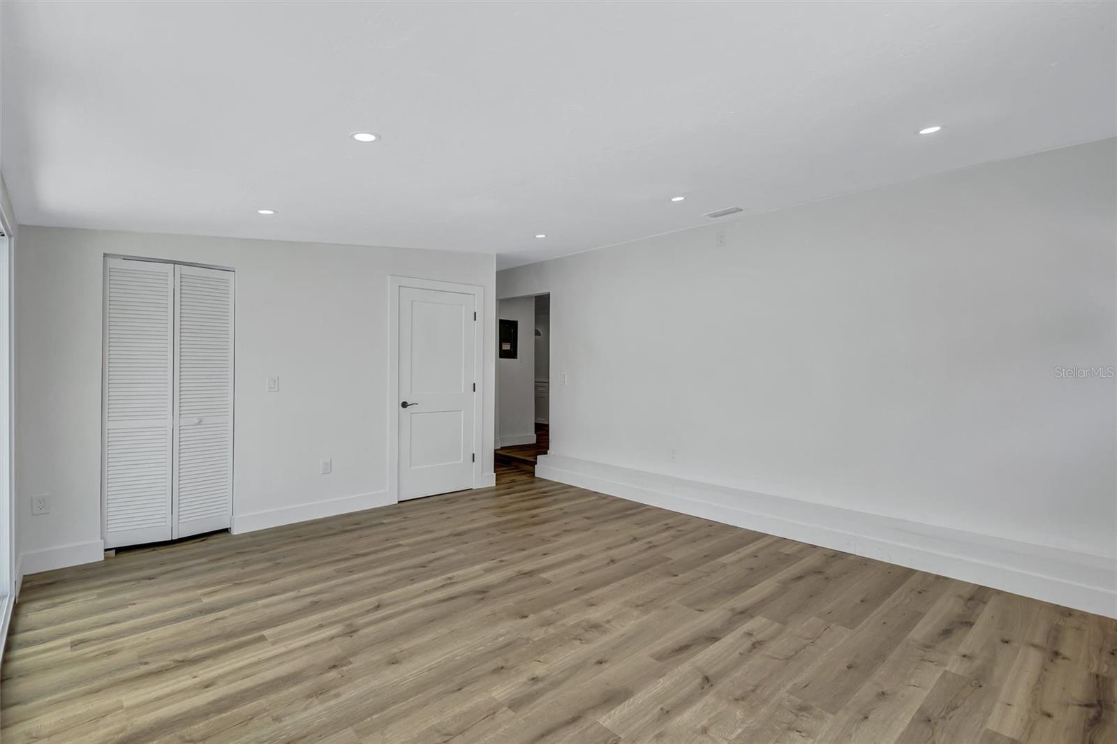 PAVER PARK ESTATES 1ST ADD - Residential