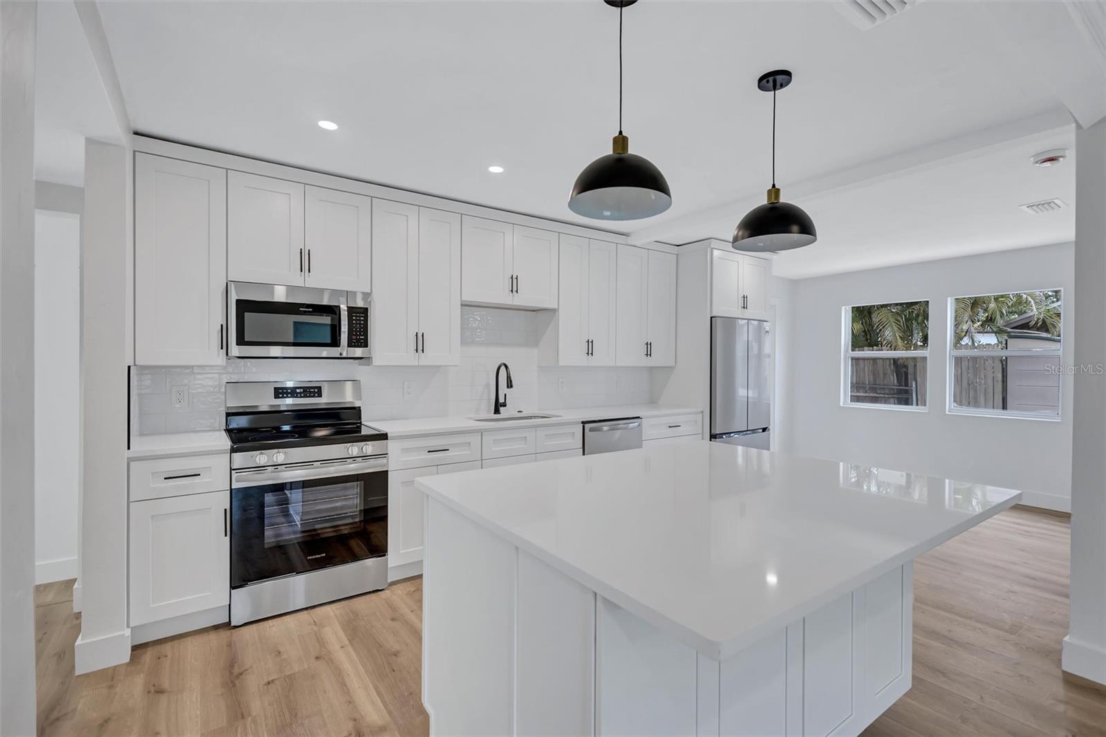PAVER PARK ESTATES 1ST ADD - Residential