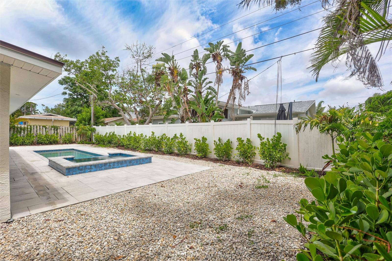 PAVER PARK ESTATES 1ST ADD - Residential