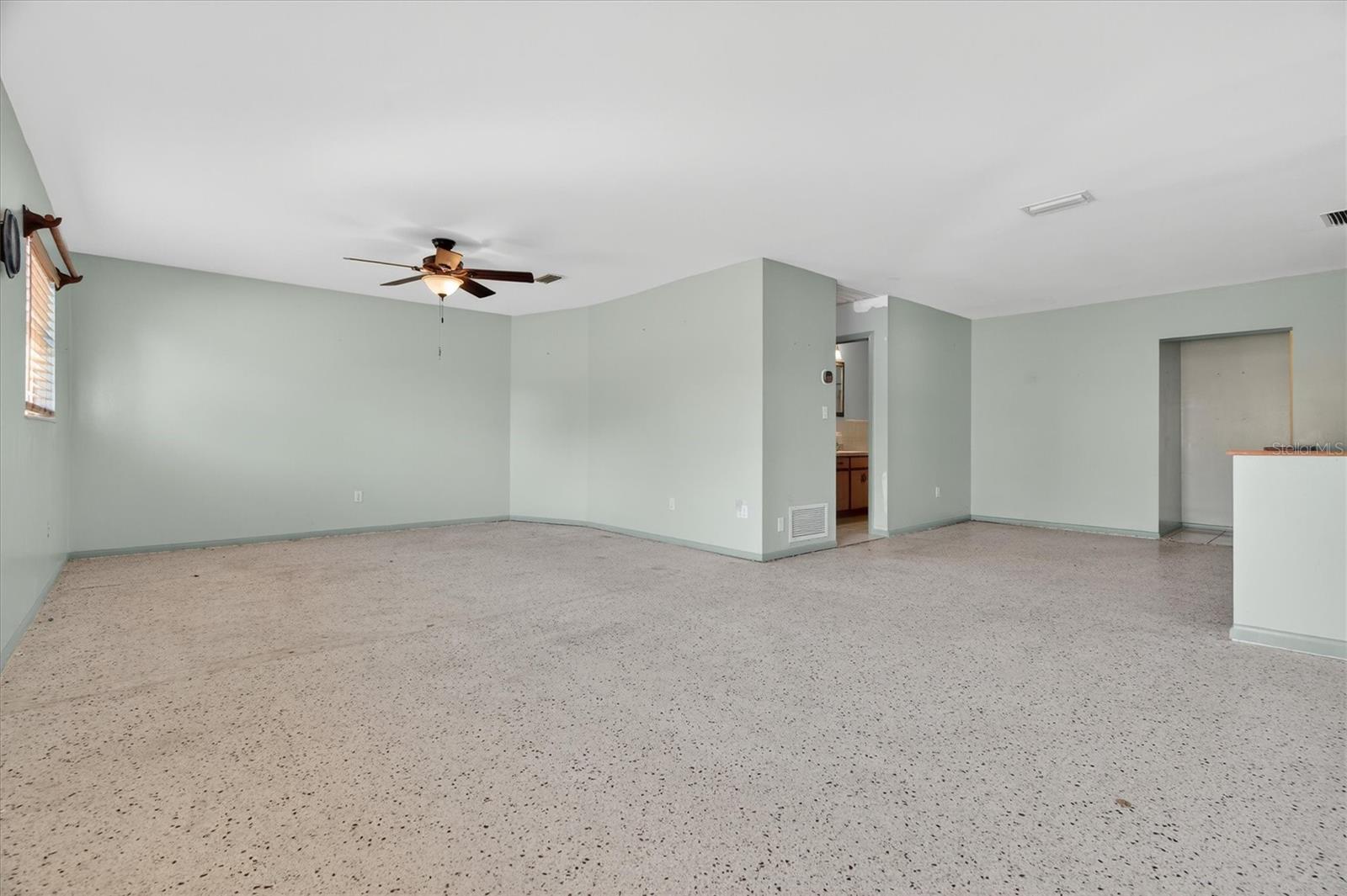 QUEEN ACRES ANNEX - Residential