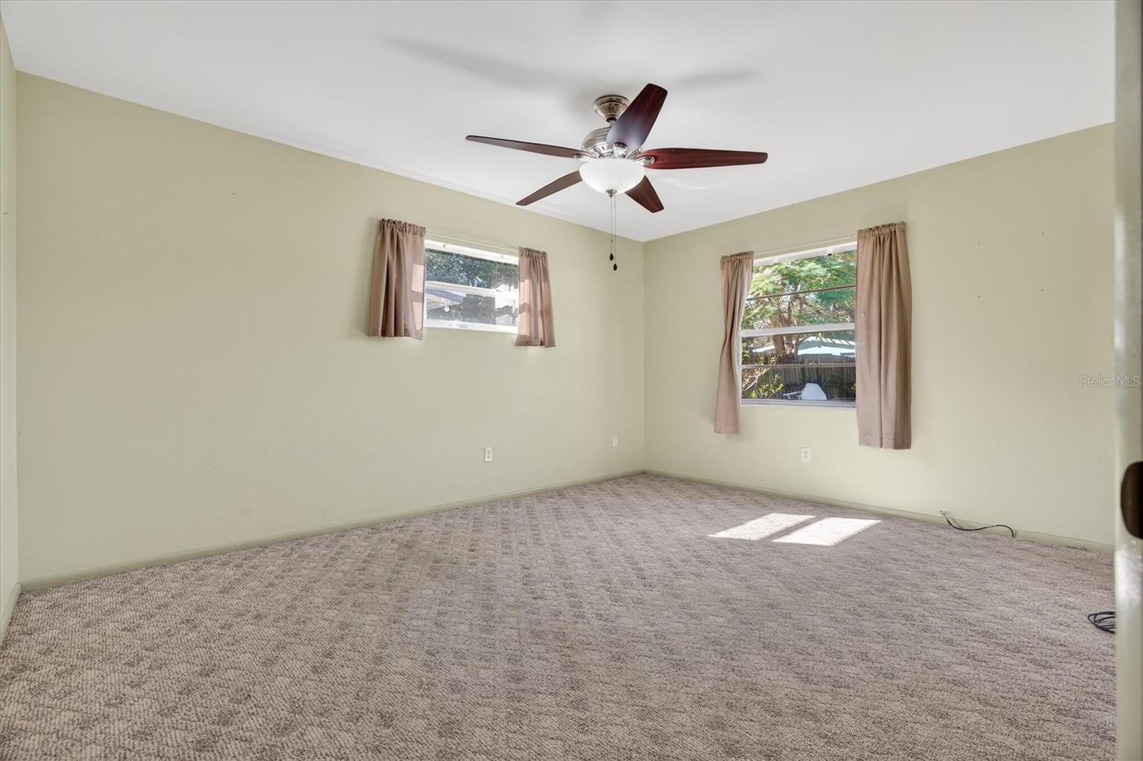 QUEEN ACRES ANNEX - Residential