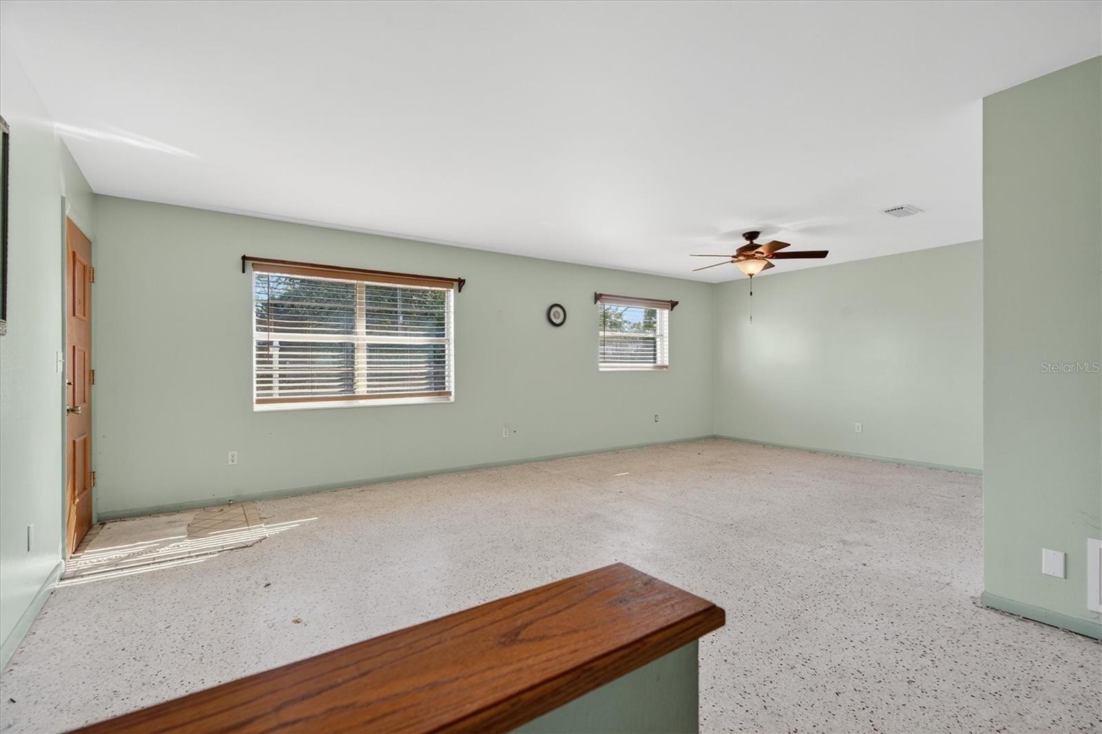 QUEEN ACRES ANNEX - Residential