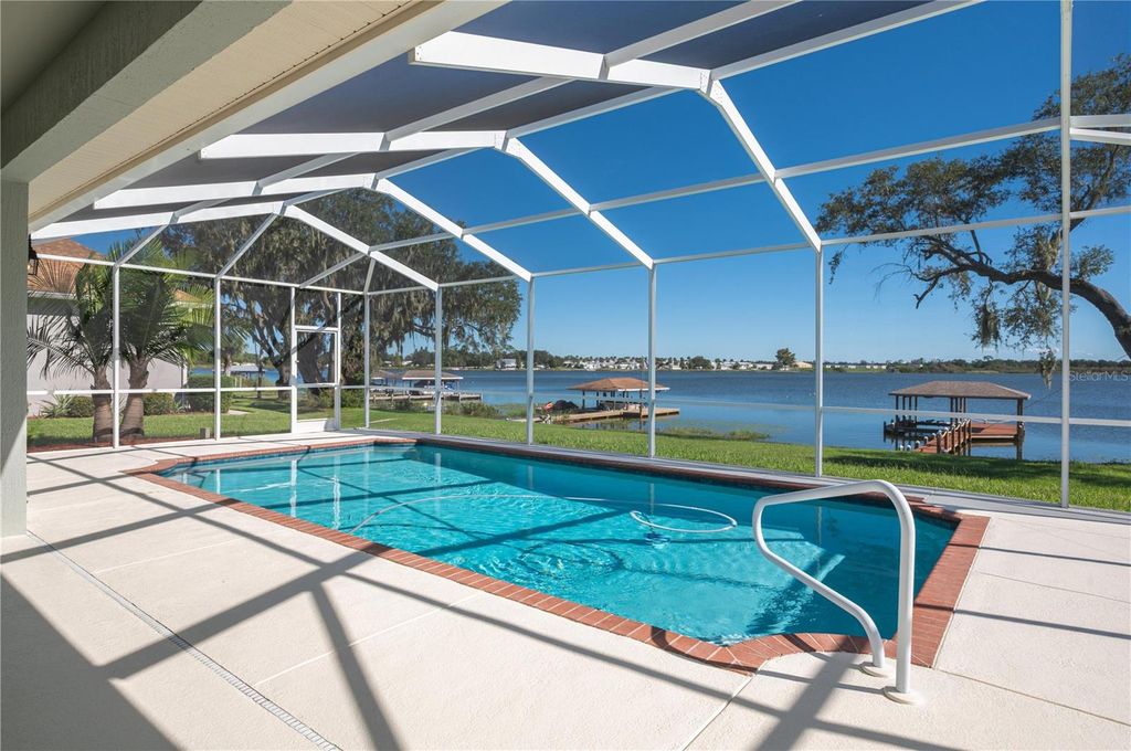 Photo of 264 Ruby Lake Lane, Winter Haven, FL 33884 (MLS # P4936678)