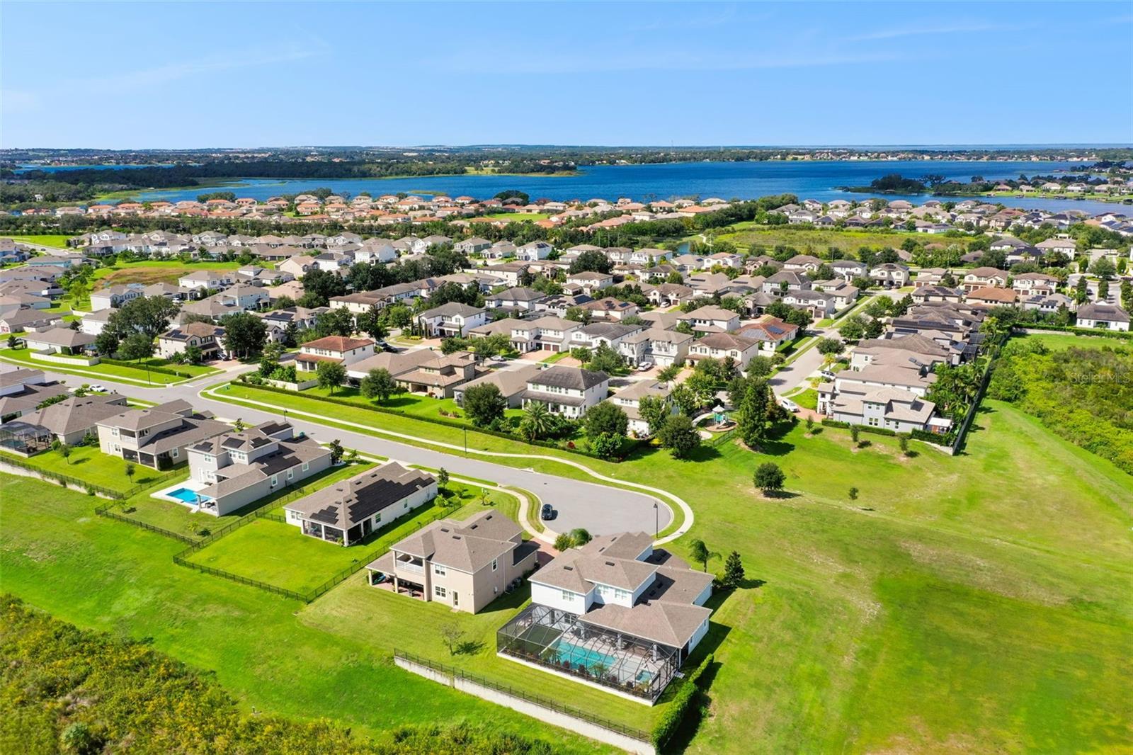 TWINWATERS - Residential
