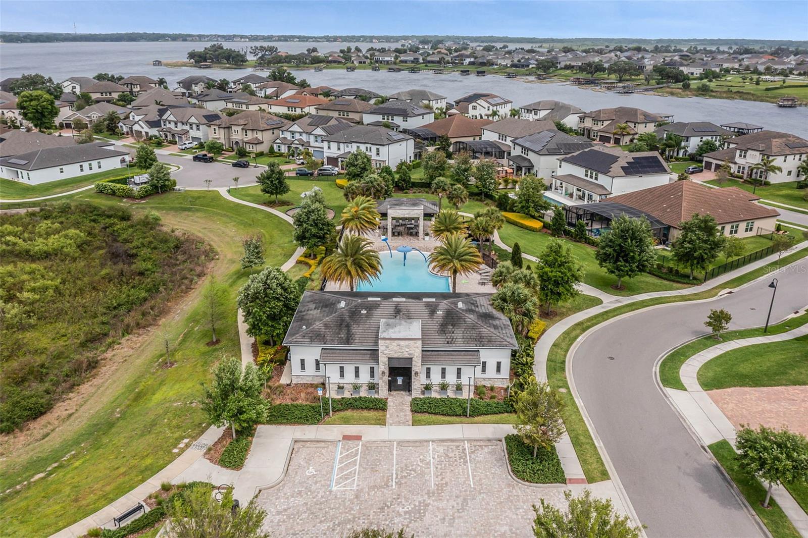 TWINWATERS - Residential