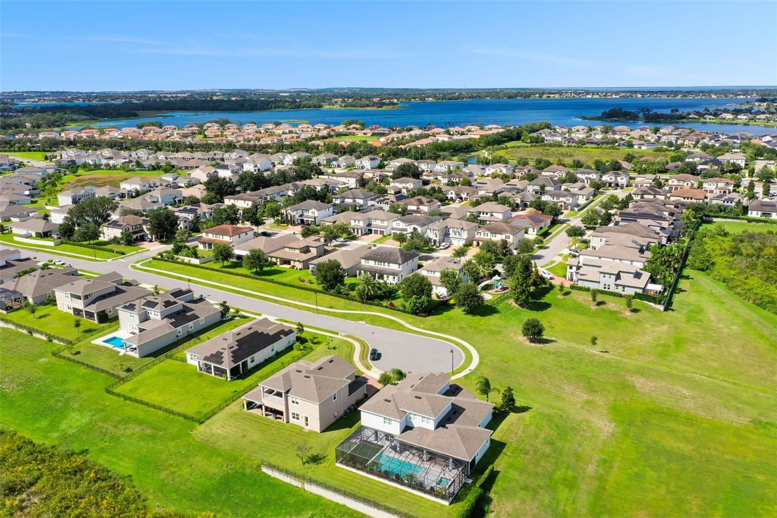 TWINWATERS - Residential