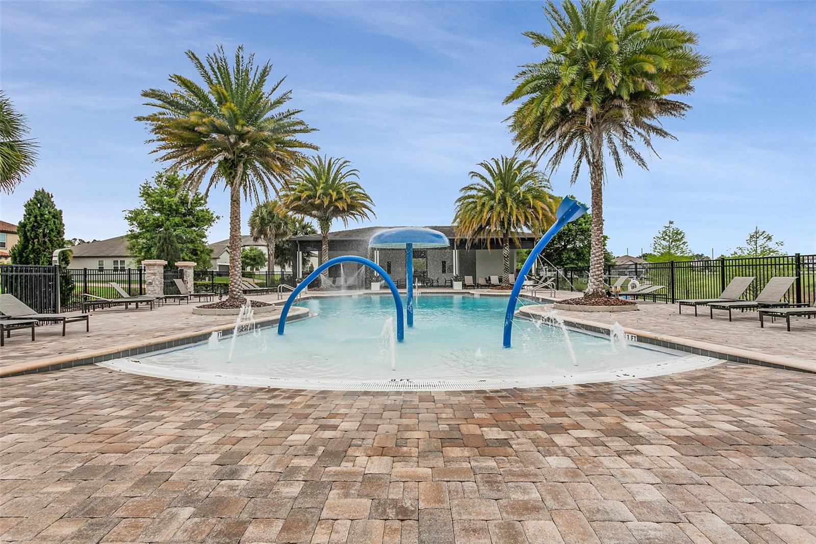 TWINWATERS - Residential