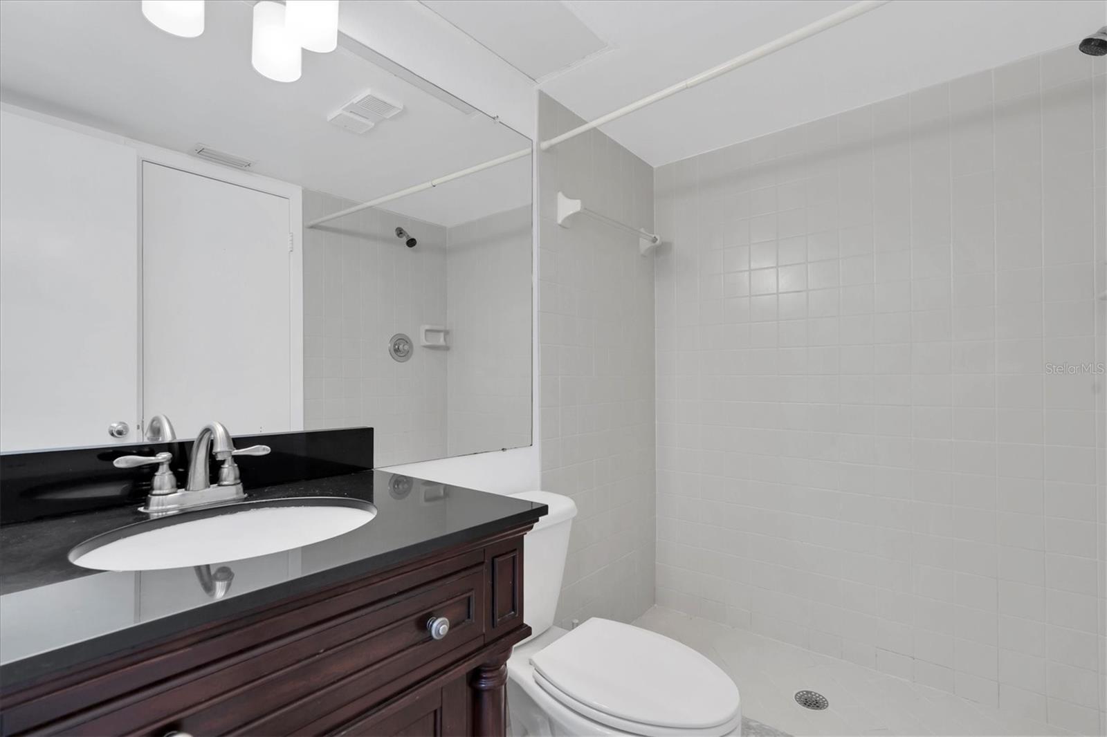 VISTA VERDE WEST - Residential Lease