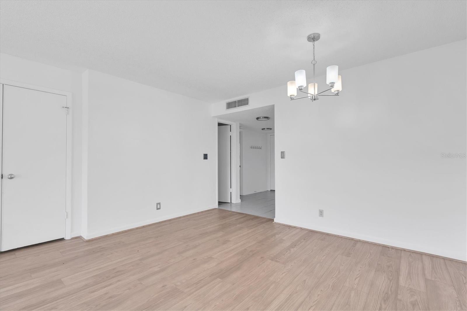 VISTA VERDE WEST - Residential Lease