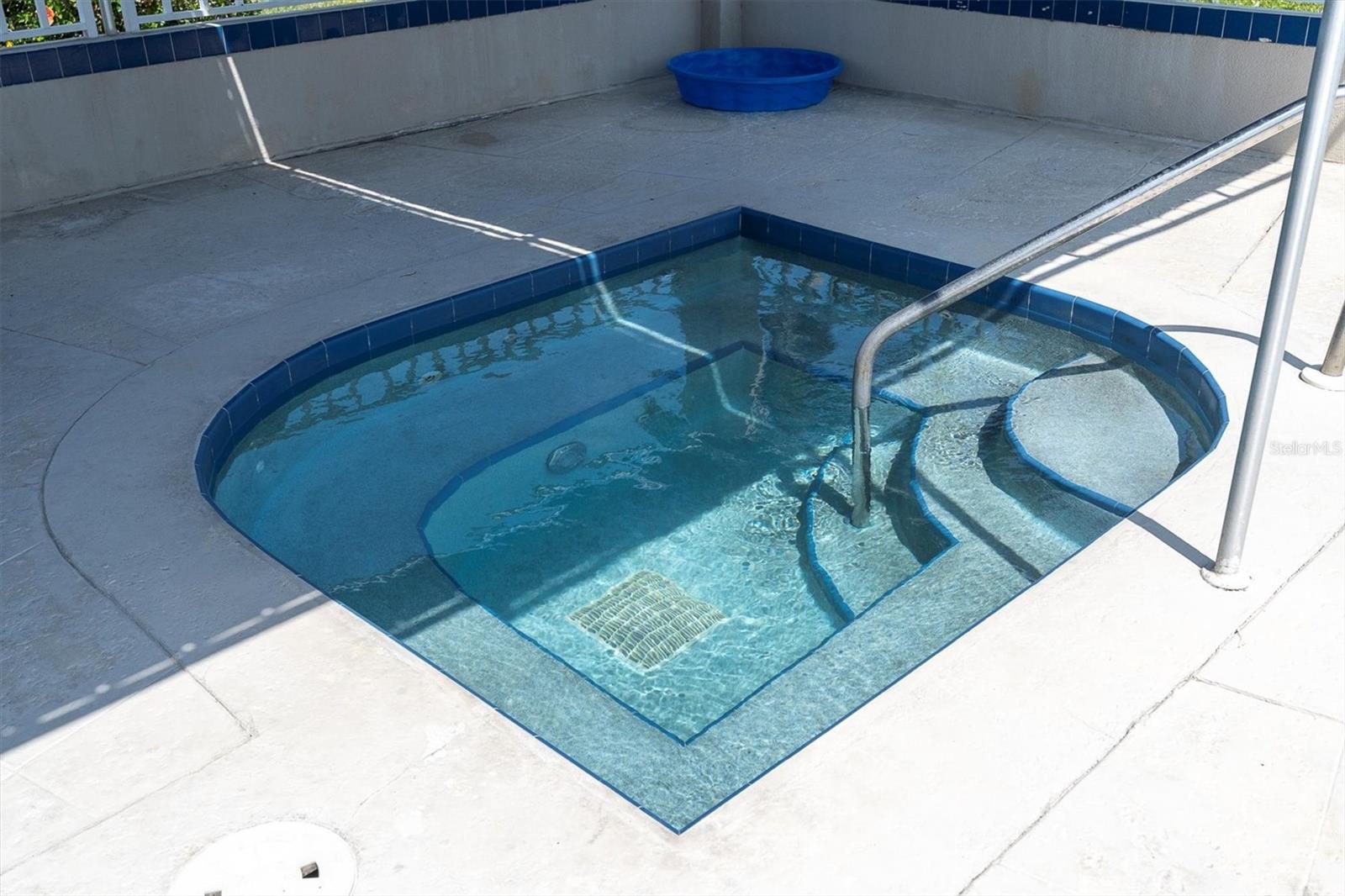 VISTA VERDE WEST - Residential Lease