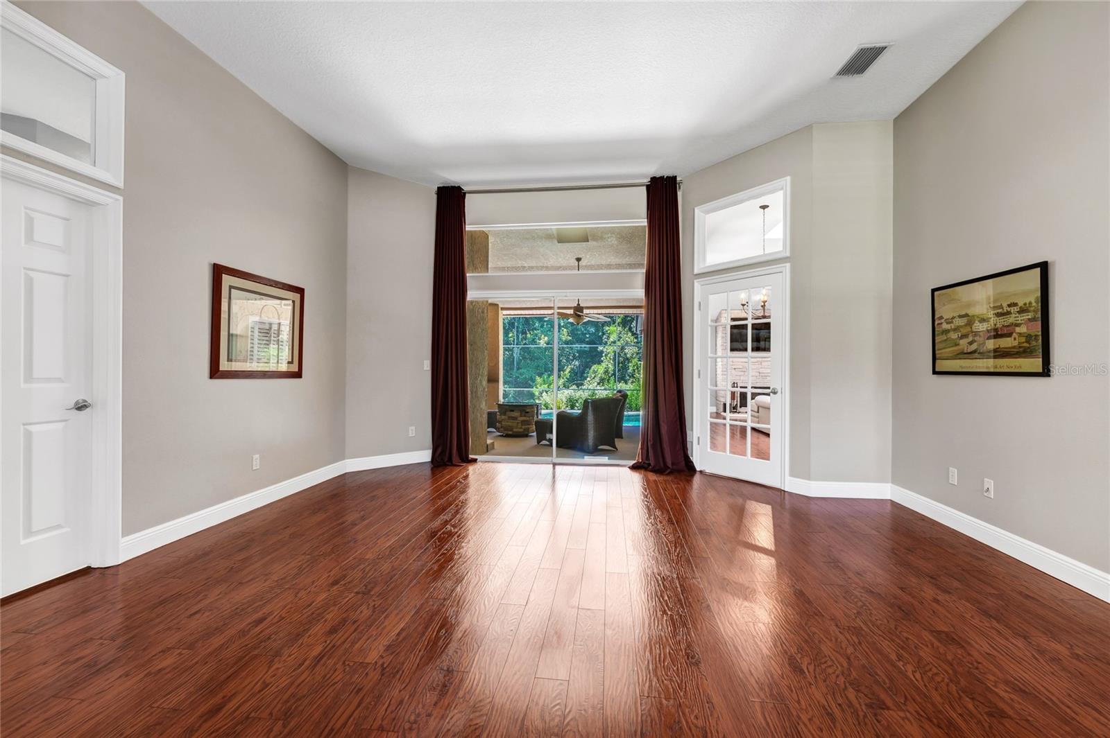 1171 NEW CASTLE COURT
