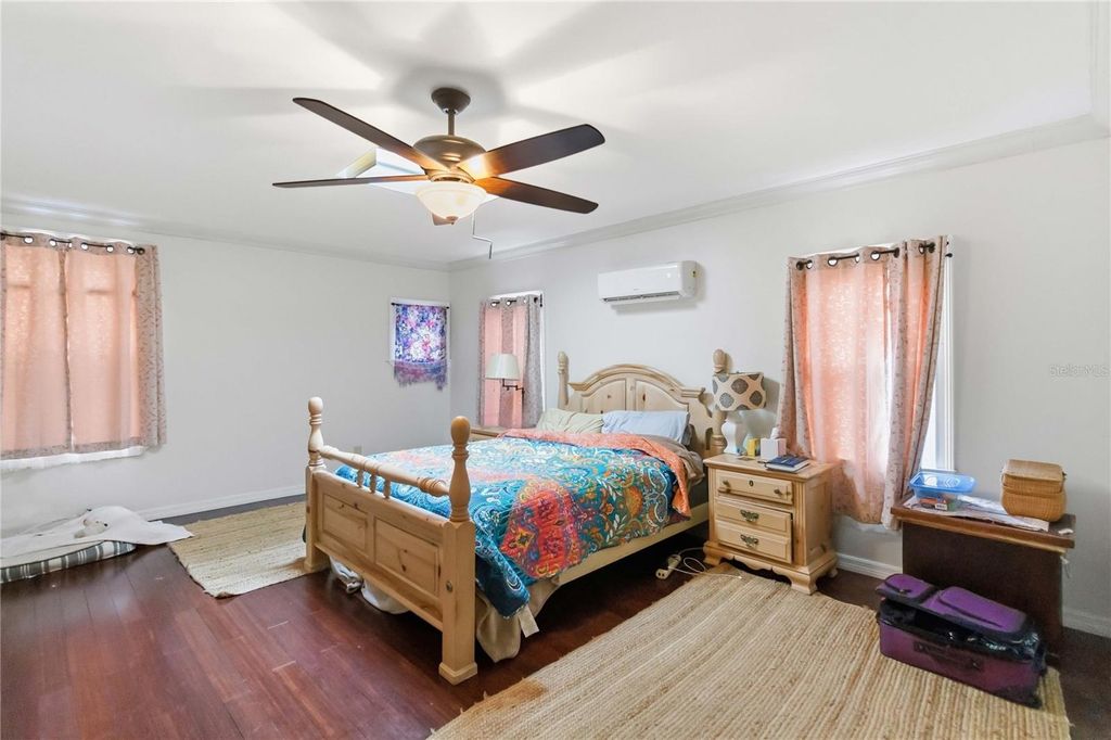 Photo of 552 W Winter Park Street, Orlando, FL 32804 (MLS # O6394659)