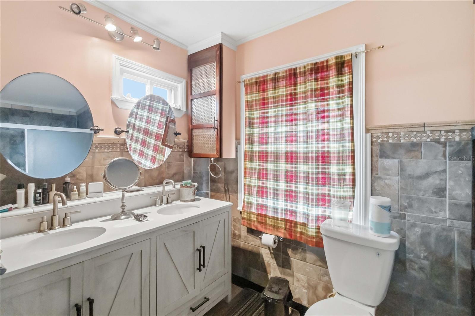 DUBSDREAD ADD - Residential