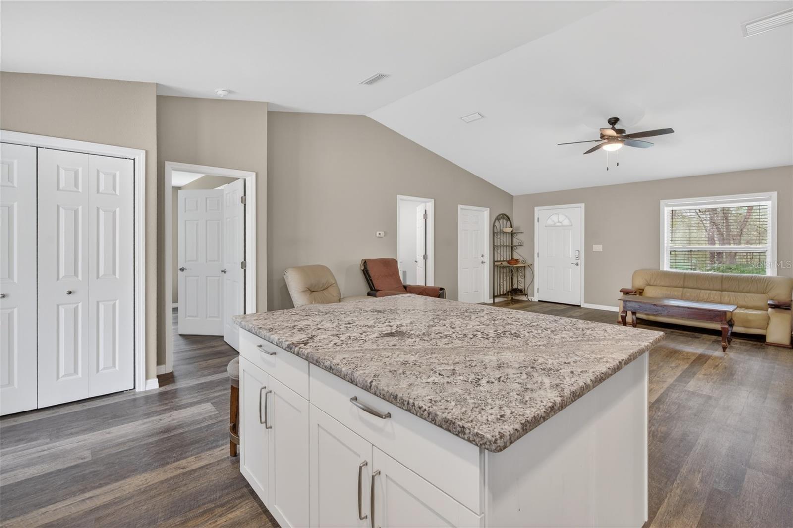 DEERWOOD - Residential