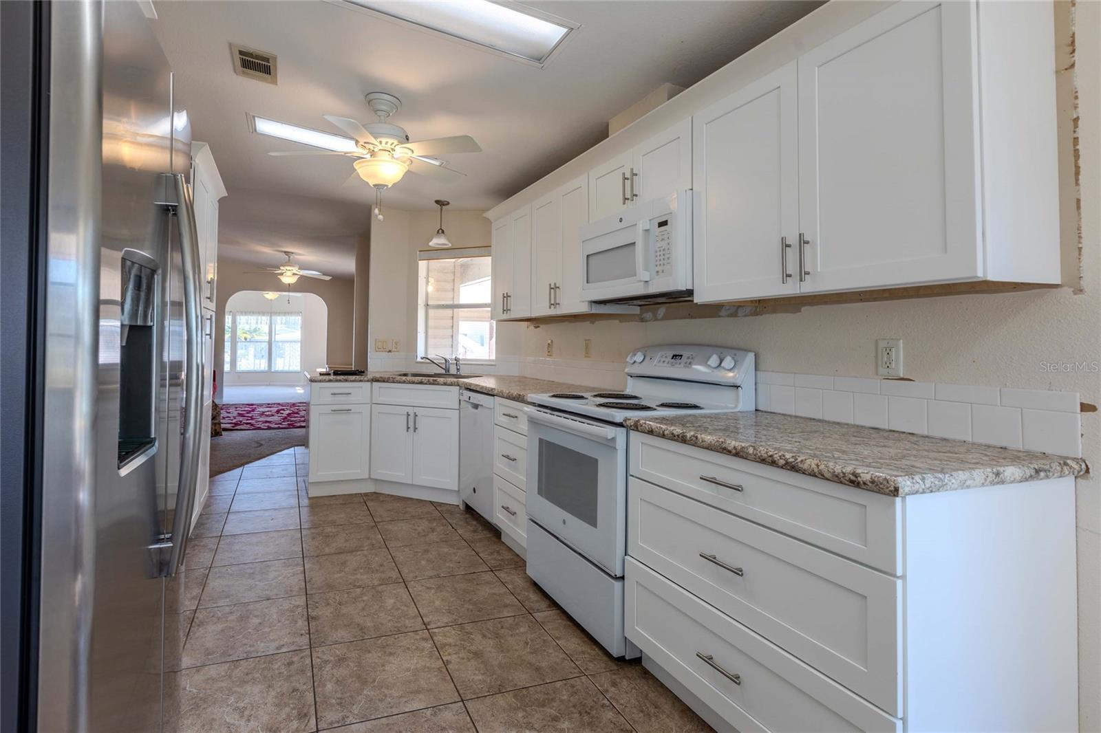 MAPLE LEAF ESTATES - Residential