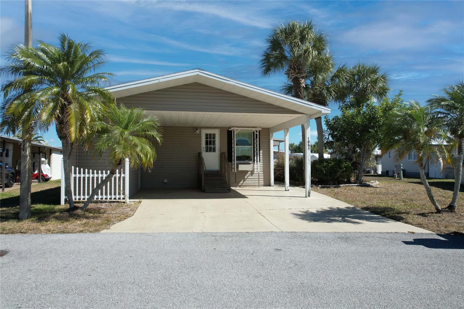 MAPLE LEAF ESTATES - Residential