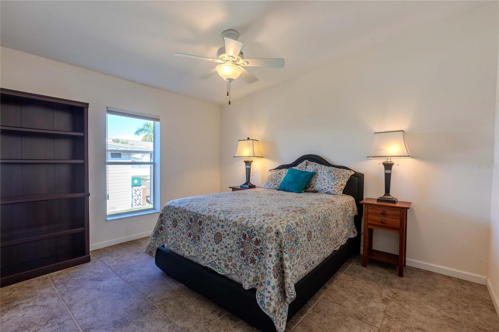 MAPLE LEAF ESTATES - Residential