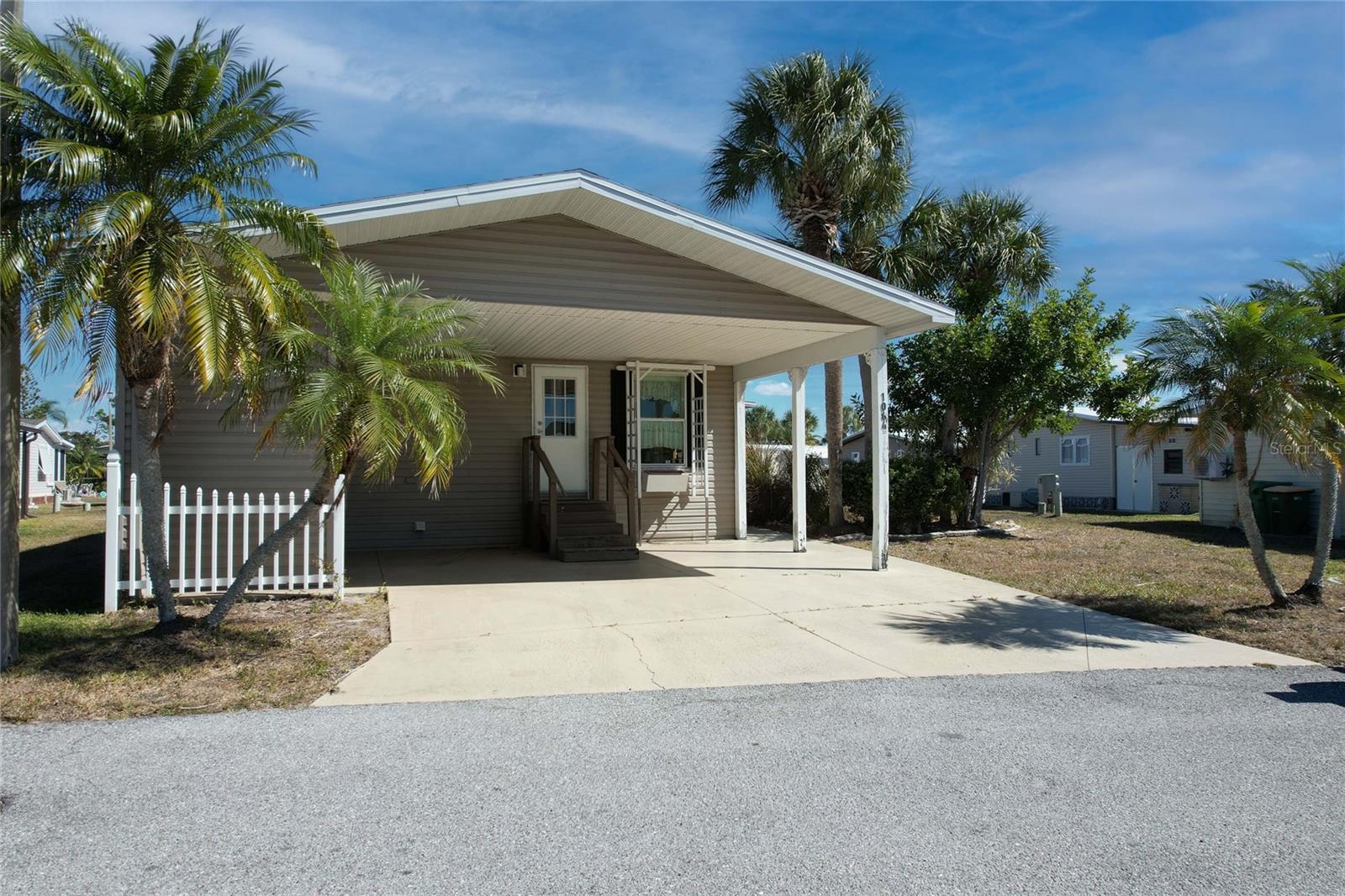 MAPLE LEAF ESTATES - Residential