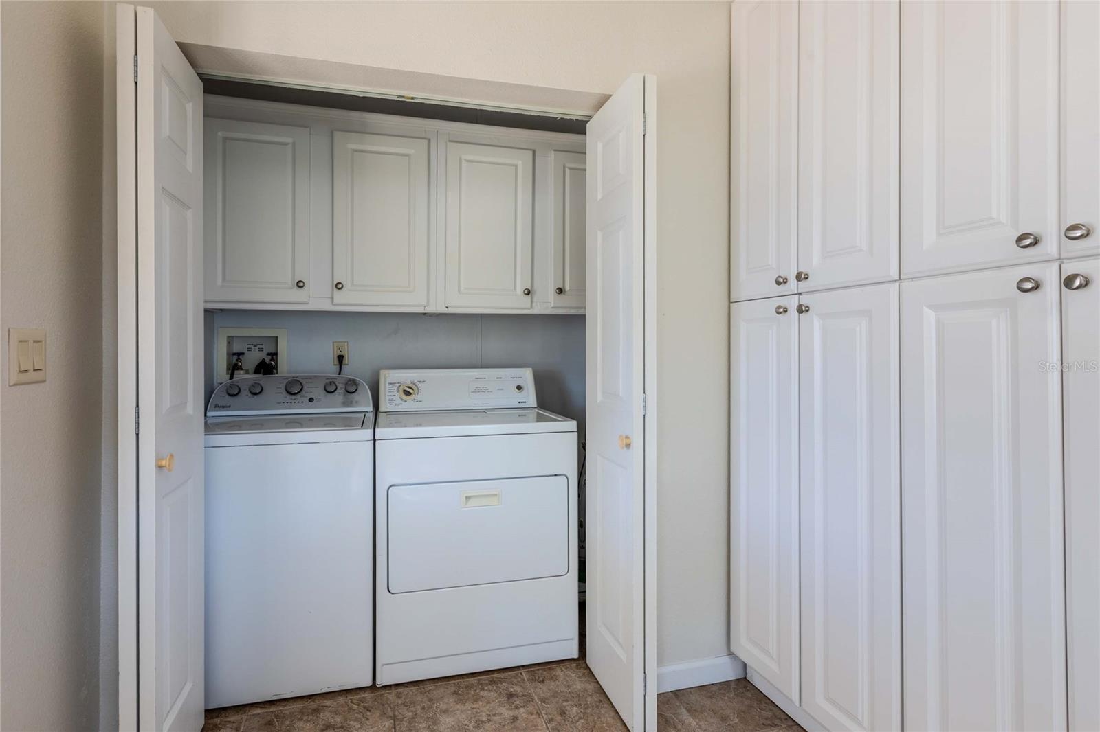 MAPLE LEAF ESTATES - Residential