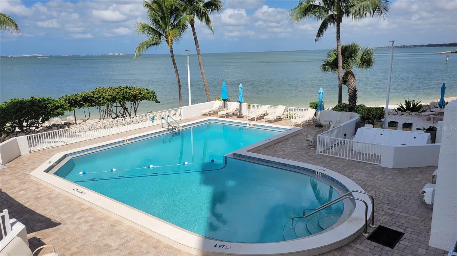 SUNSET TOWERS - Residential Lease