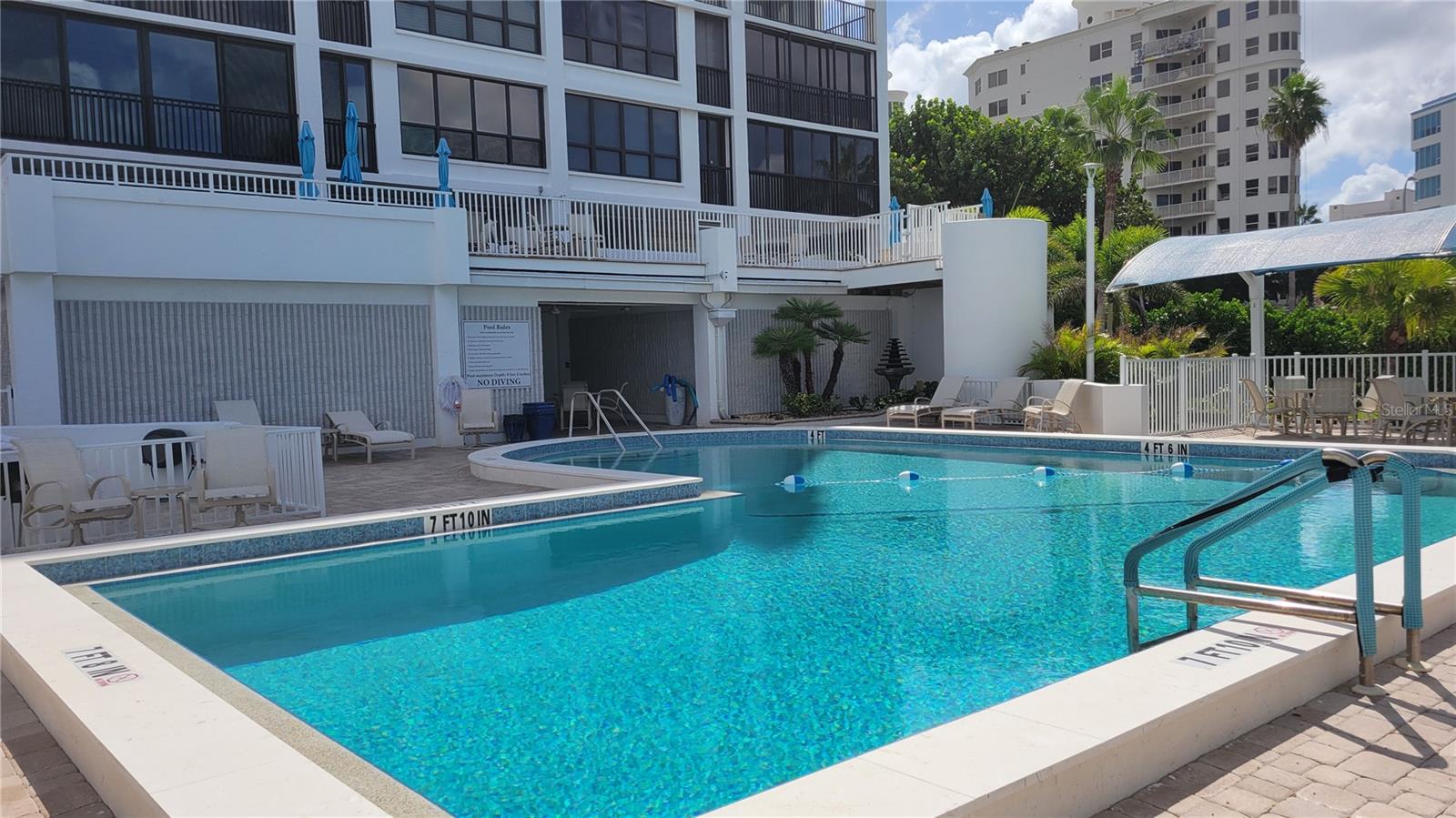 SUNSET TOWERS - Residential Lease