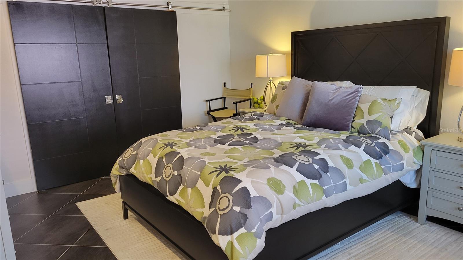 SUNSET TOWERS - Residential Lease