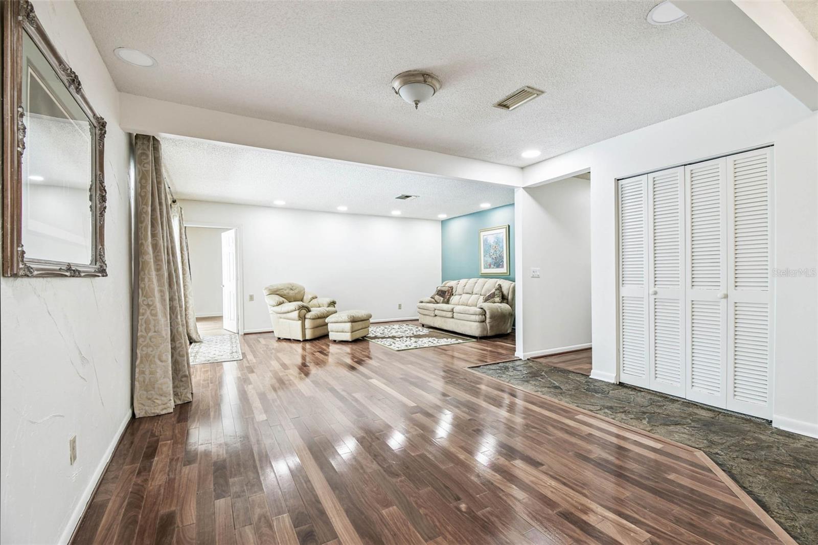 HAMNERS W E RIDGE ACRES - Residential