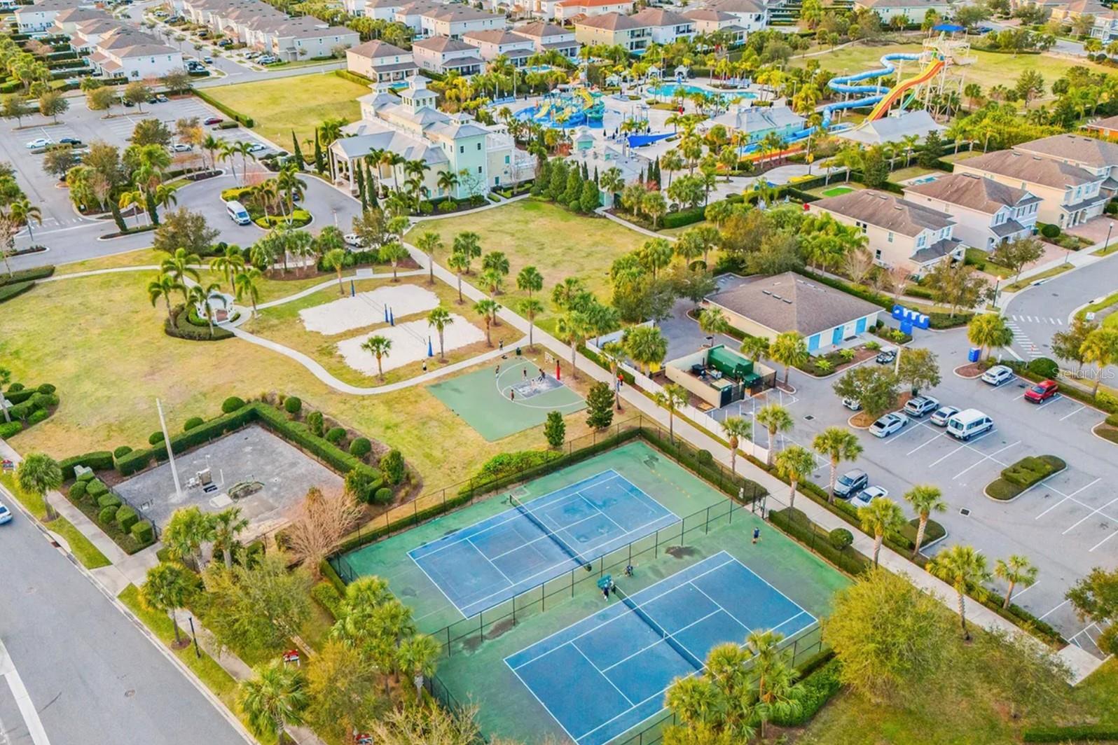 REUNION VILLAGE - Residential