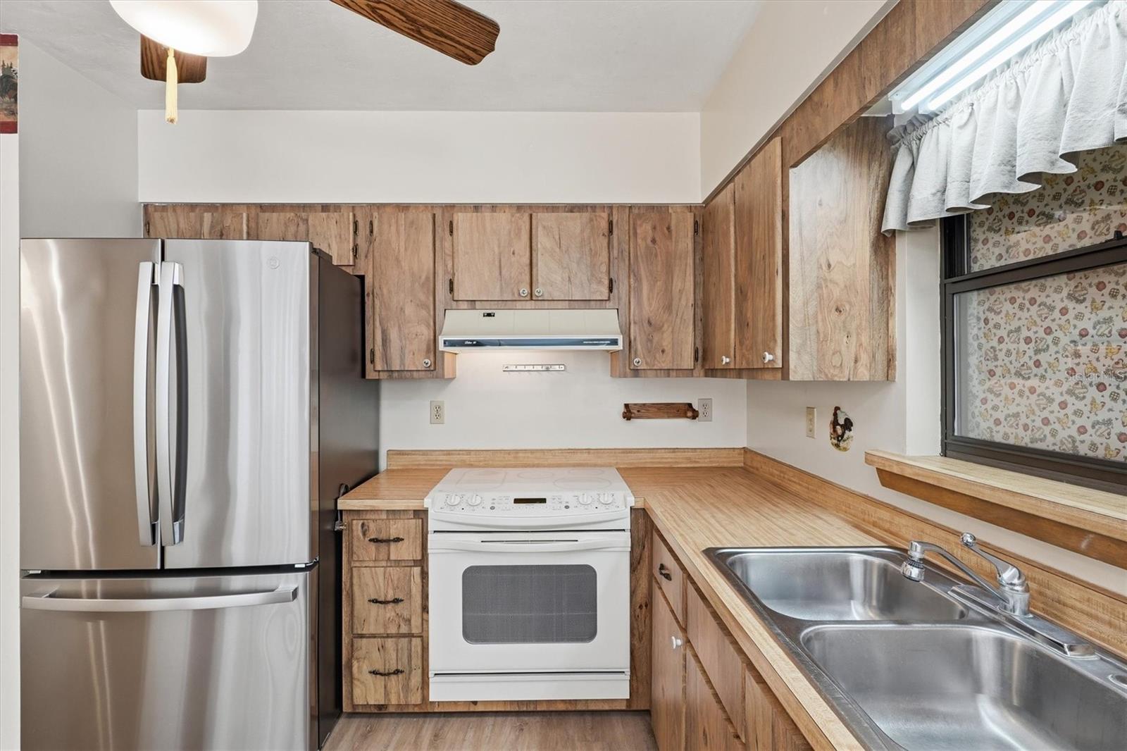 CURRY LAND SUB - Residential