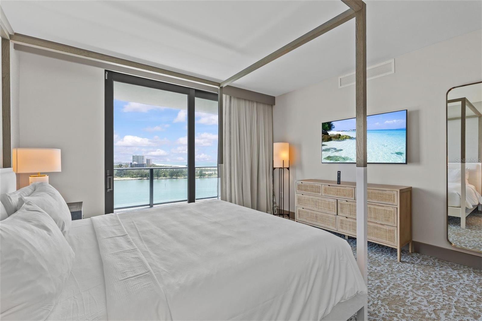 ENCHANTMENT CLEARWATER BEACH HOTEL CONDO - Residential