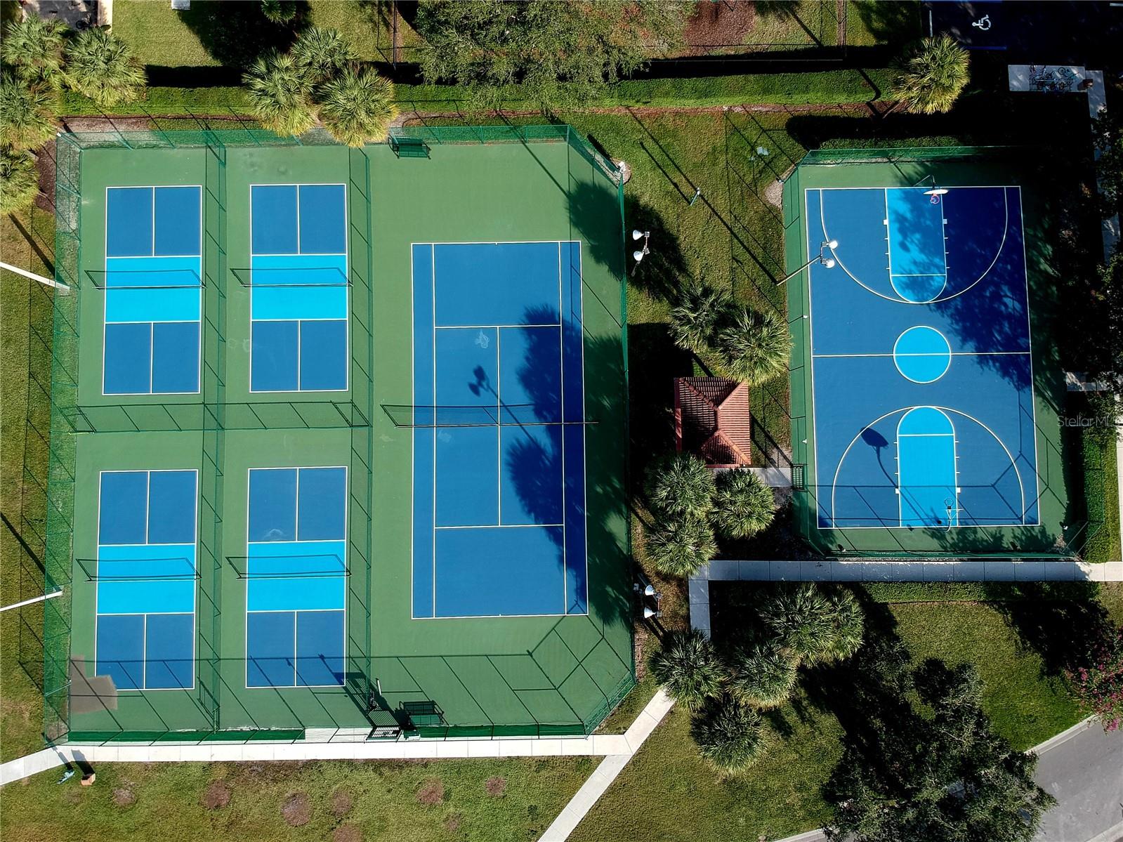 PEBBLEBROOKE LAKES - Residential