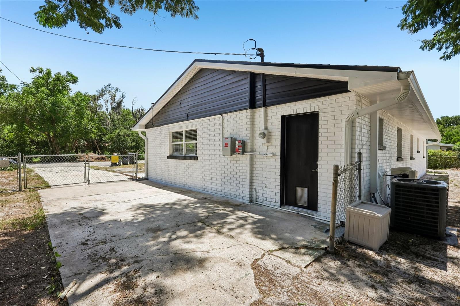 GRADY POLK ROAD - Residential