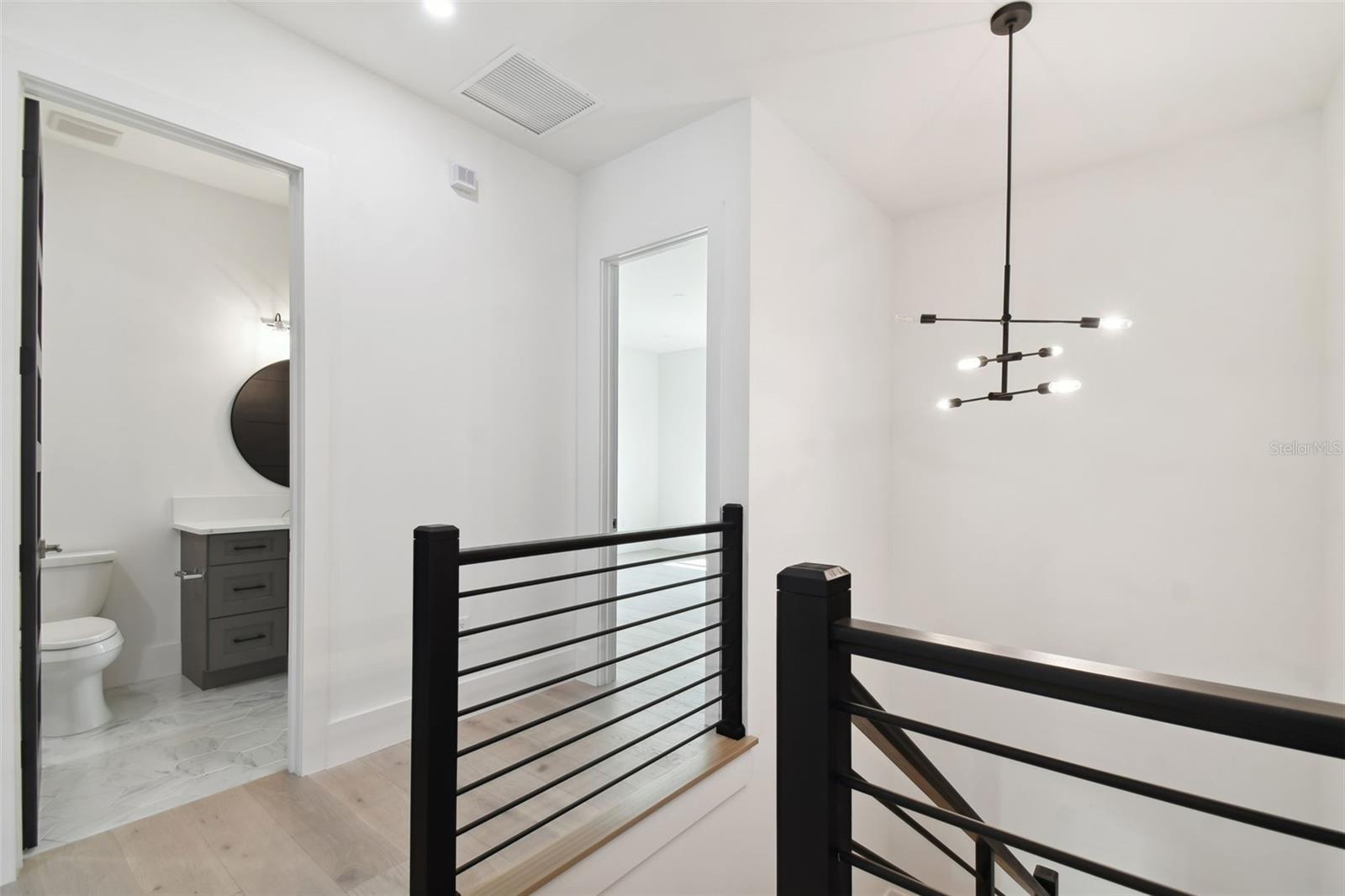 AZEELE PK - Residential