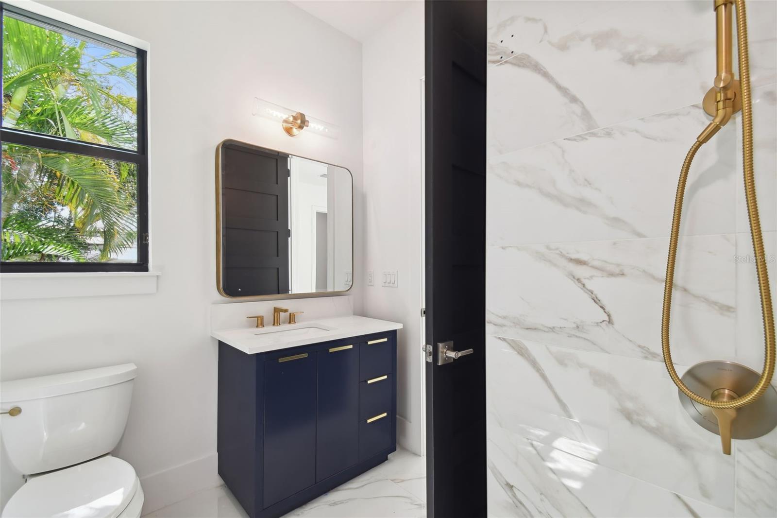 AZEELE PK - Residential