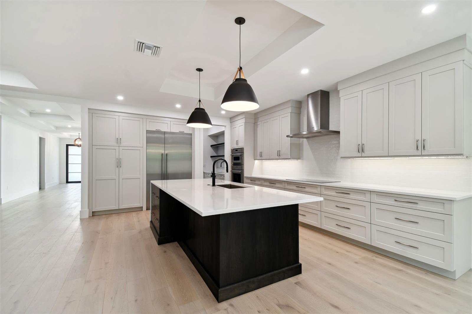 AZEELE PK - Residential