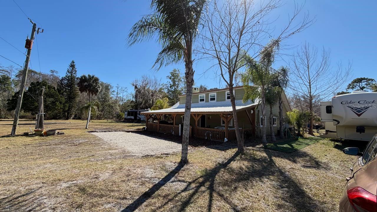 445 S STATE ROAD 415