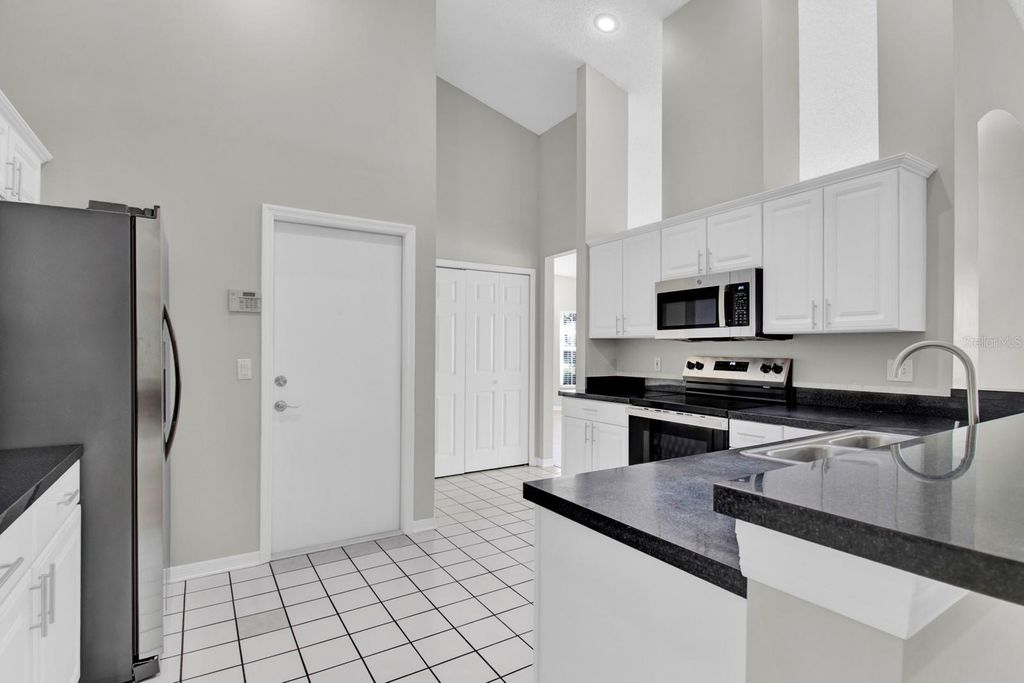 Photo of 2728 Runyon Circle, Orlando, FL 32837 (MLS # S5145893)