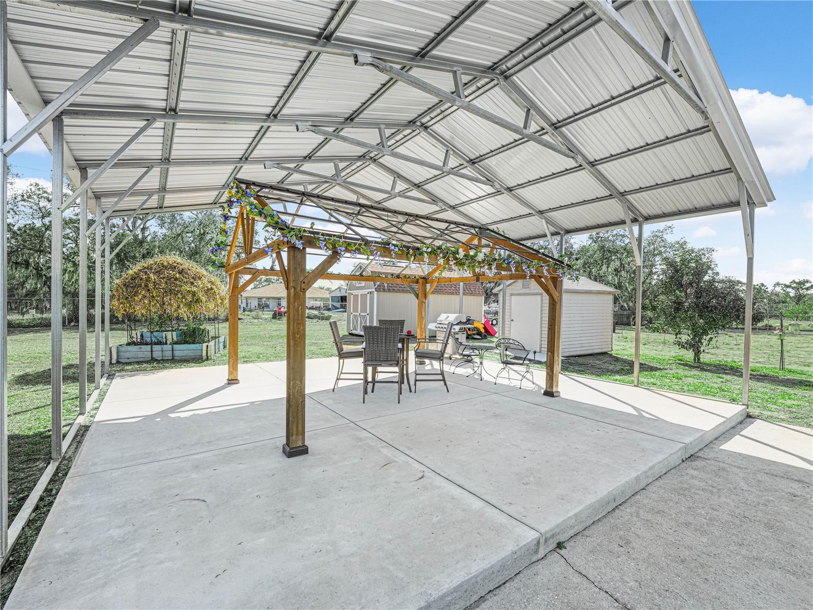 WALK IN WATER LAKE ESTATES PH 03 - Residential