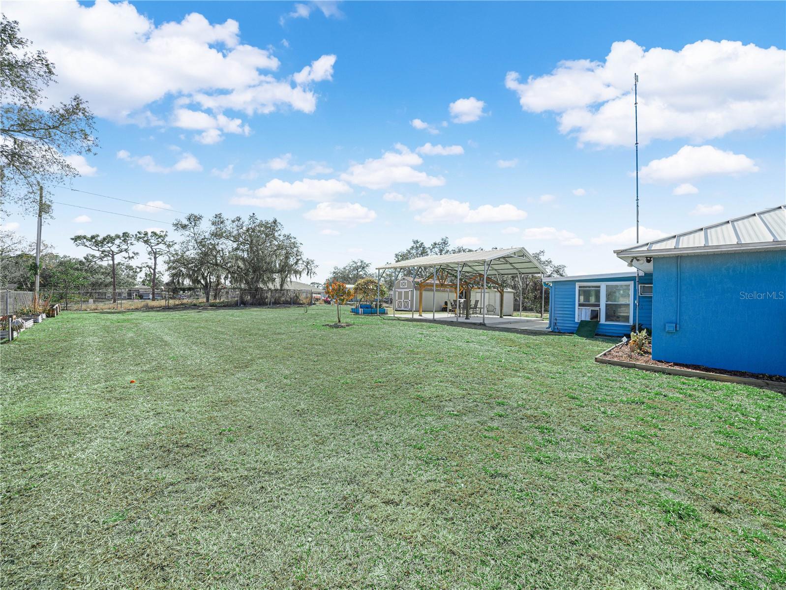 WALK IN WATER LAKE ESTATES PH 03 - Residential