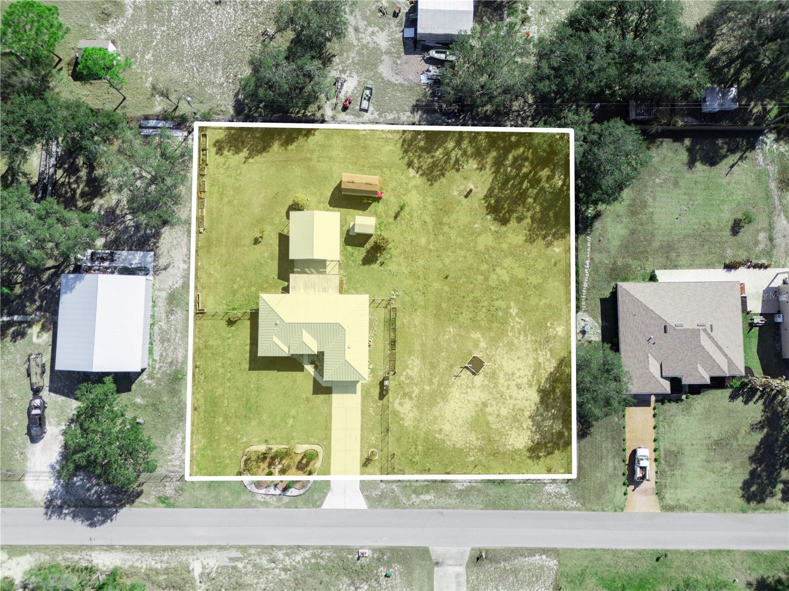 WALK IN WATER LAKE ESTATES PH 03 - Residential