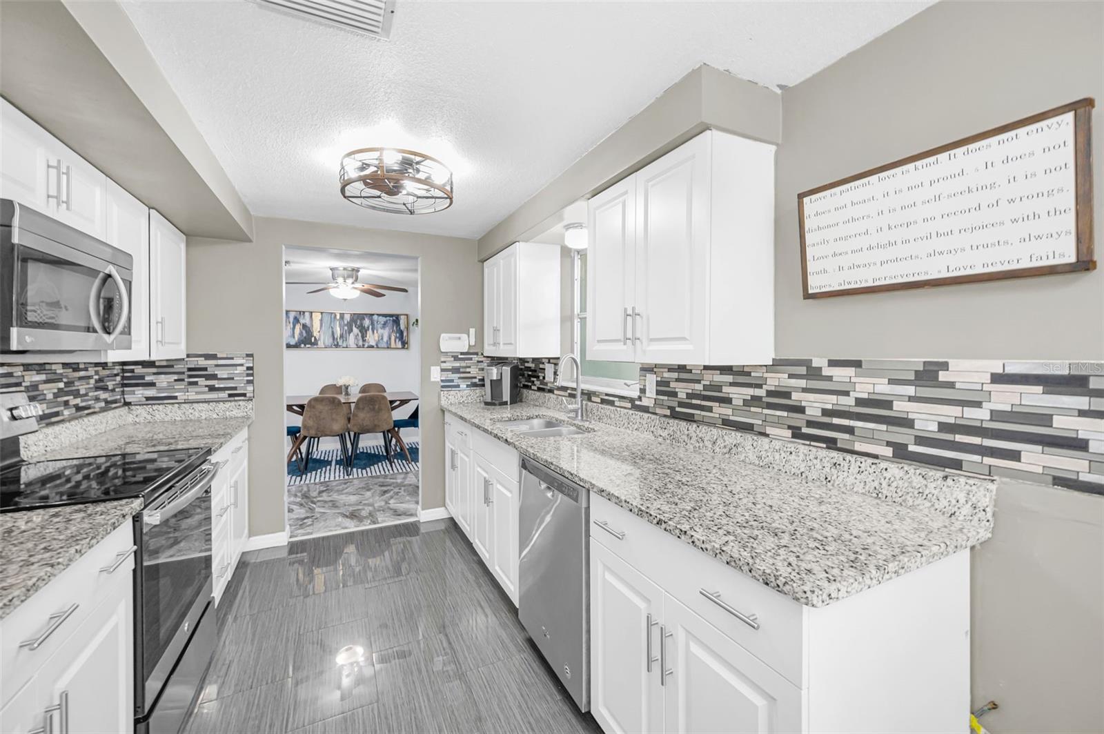 FOREST HILLS - Residential