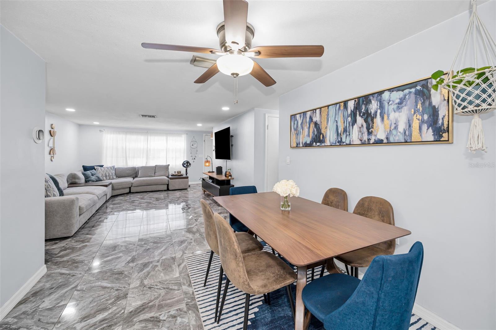 FOREST HILLS - Residential