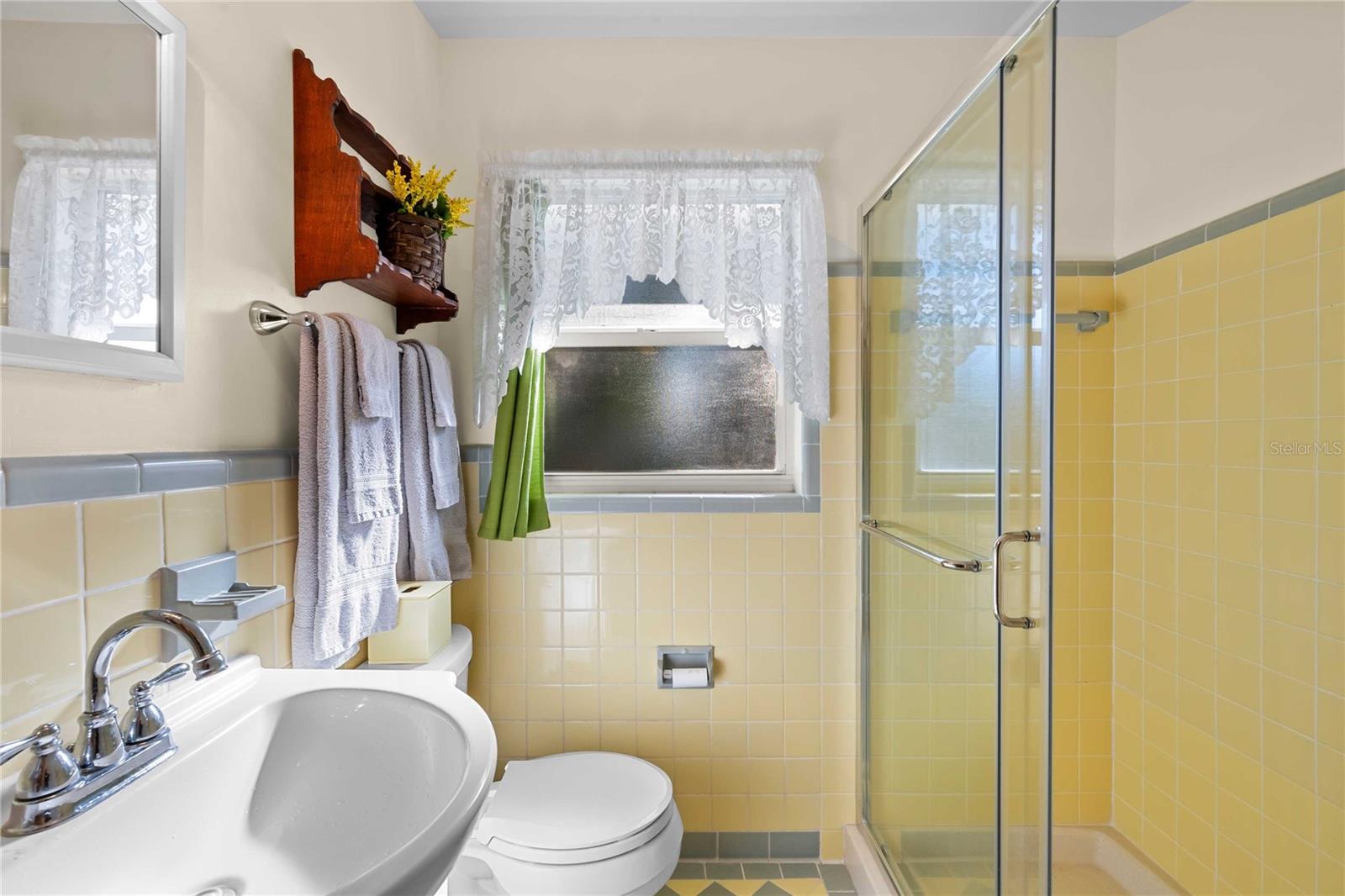 BAY TERRACE & BAY TERRACE ADD - Residential